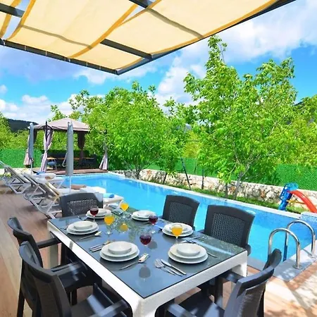 Вилла Doga Ile Basbasa Konforlu Tatil *