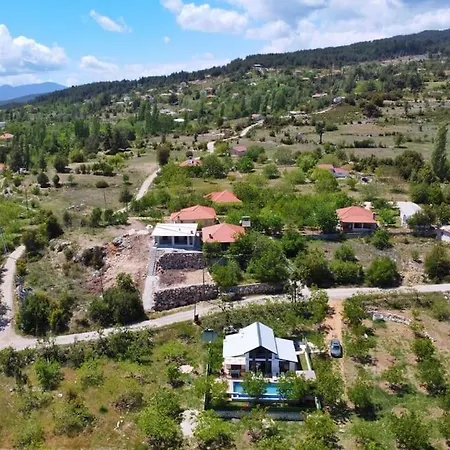 Doga Ile Basbasa Konforlu Tatil